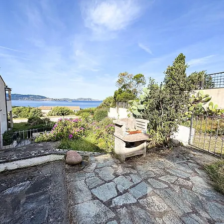 Holiday home Ostrica *